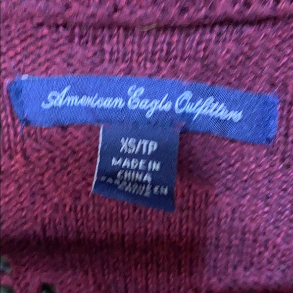 American Eagle Loose weave wine colored sweater - Picture 3 of 4